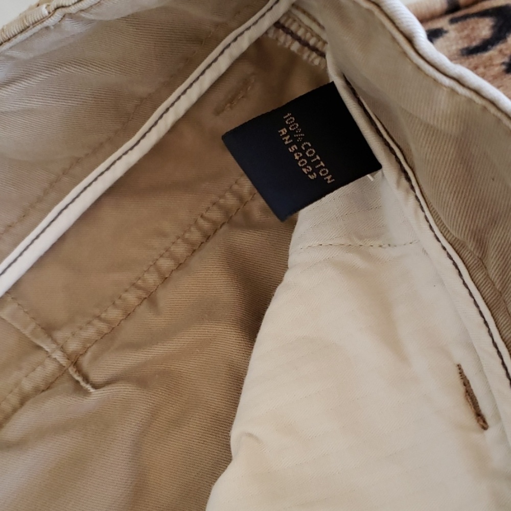 BANANA REPUBLIC cargo khaki pants 31x30 - Picture 2 of 5